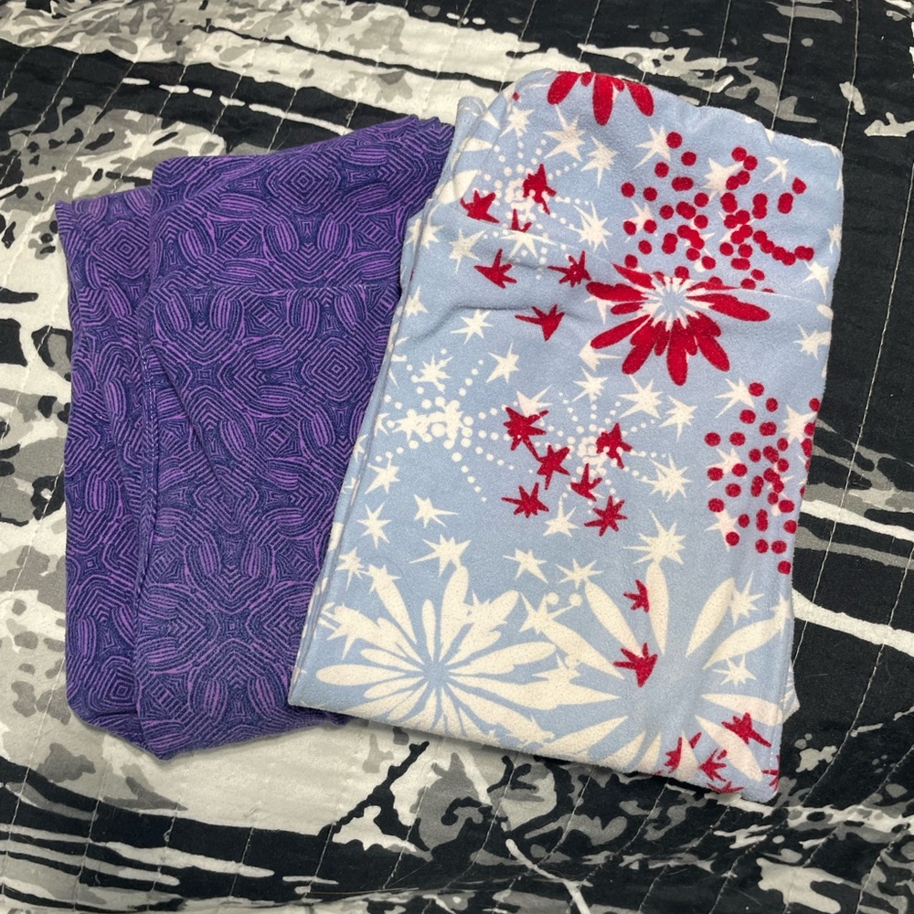 Set of 2 LuLaRoe girls L-XL leggings